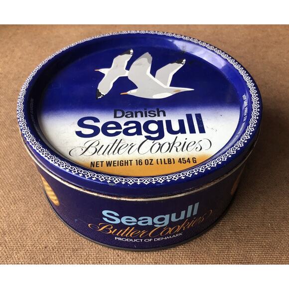 Vintage Seagull Danish Butter Cookie Tin Round Beach House Decor Denmark Rare - Picture 10 of 16